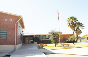 Wrightstown Elementary/Val Canez/Tucson Sentinel.com