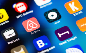 Airbnb-travel-apps