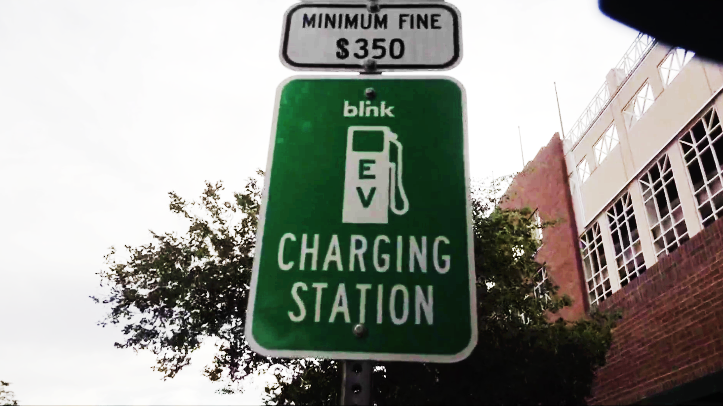 arizona-to-get-millions-to-build-electric-car-charging-stations-along