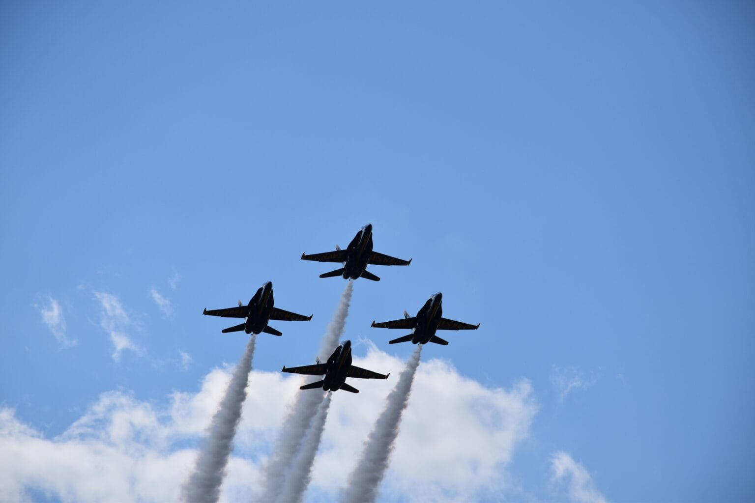 first-ever-all-female-fighter-pilot-crew-will-fly-over-this-weekend-s