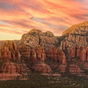 Hippies, hikers and luxury travelers all agree Sedona is the place to be